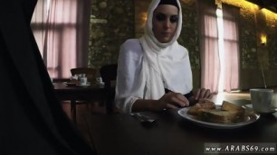 Arab College Girl Fucked And Terrorist Xxx Hungry Woman Gets Food And Fuck