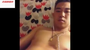 Chinese Guy Solo 短发小潮男