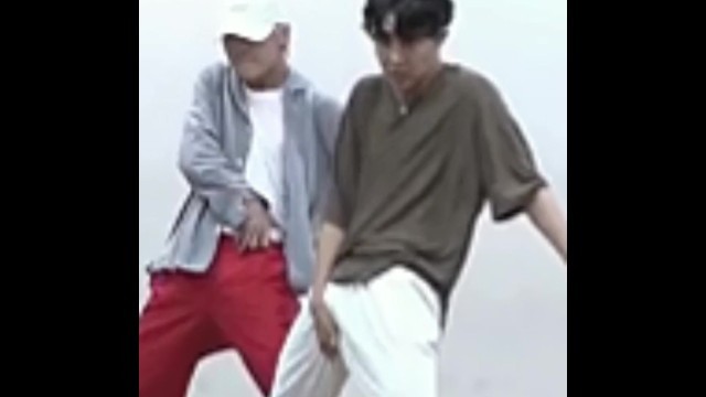 KOREAN BTS JHOPE BULGE BODY ABS Idol Dance Practice PornVibeTube