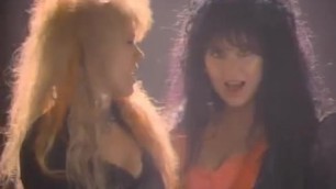 HEART (Nancy & Ann Wilson) THESE DREAMS! Official MTV Video