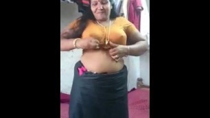 Fat Aunty Stripping to get Fucked