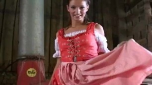 Bayrische Dirndl Girls Teil 2