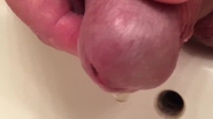 Close-up Peeing
