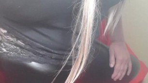 Susi is wearing black latex and teasing with her asshole lick it